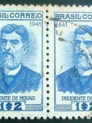 Par de selos postais do Brasil de 1942 Prudente de Moraes U