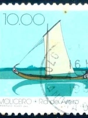 Selo postal de Portugal de 1981 Moliceiro - 1518 U