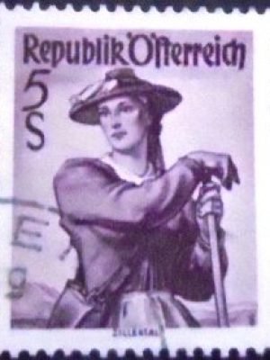 Selo postal da Áustria de 1948 Zillertal