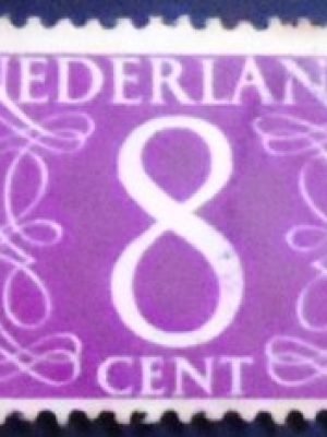 Selo postal da Holanda de 1962 Numeral Fluorescent 8