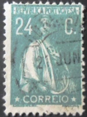 Selo postal de Portugal de 1921 Ceres 24