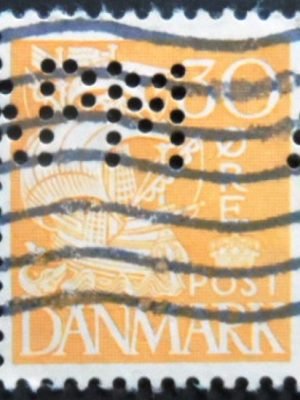 Selo postal da Dinamarca de 1933 Sailship 30 I
