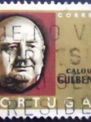 Selo postal de Portugal de 1965 Calouste Gulbenkian