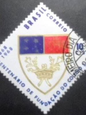 Selo postal do Brasil de 1968 Colégio São Luiz - C 594 M1D
