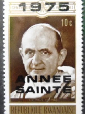 Selo postal da Ruanda de 1975 Pope Paul VI overprint 10