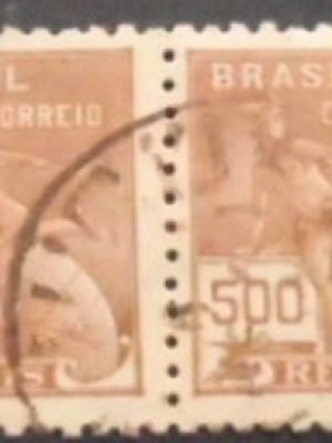 Par de selos postais do Brasil 1937 Mercúrio e Globo 500