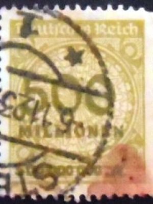 Selo postal da Alemanha de 1923 Value in Millionen 500